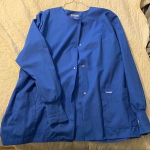 XL Landau scrubs